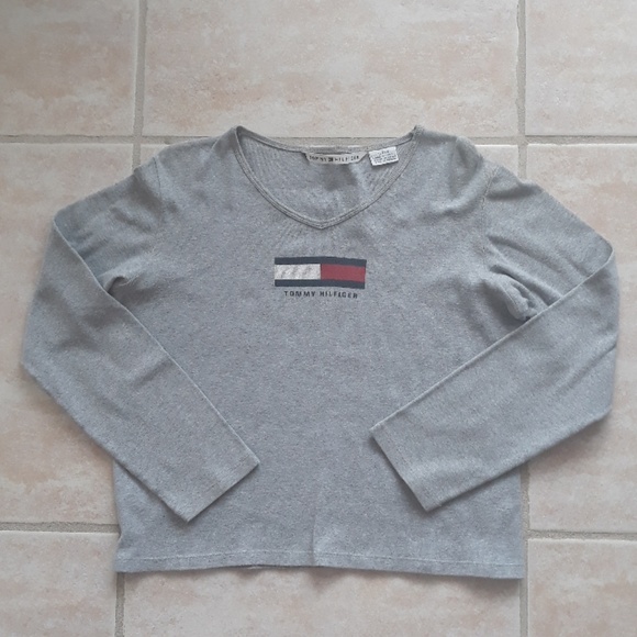 *Host Pick*Tommy Hilfiger long sleeve top - Picture 2 of 7